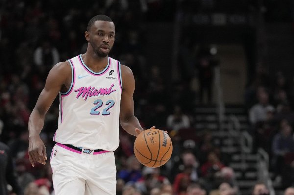 一片红配资 结束了，热火宣布！莱利抢劫式交易！湖人别忘纳恩、文森特的教训