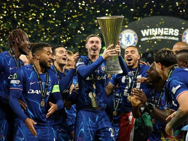 广州米牛 拜仁慕尼黑对阵切尔西的比赛在电视上直播吗？频道、开球时间和观看欧冠联赛冲突的方式